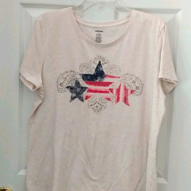 Pattern Tee Shirt